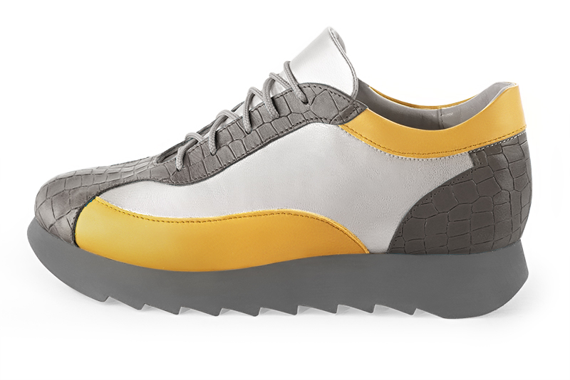 Ash grey, light silver and mustard yellow women's three-tone elegant sneakers. Round toe. Low rubber soles. Profile view - Florence KOOIJMAN